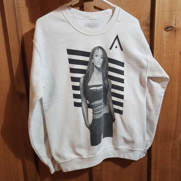 Aaliyah x FRCHS Los Angeles White Sweater Sweatshirt Pullover Crew Neck Size S - Picture 6 of 6